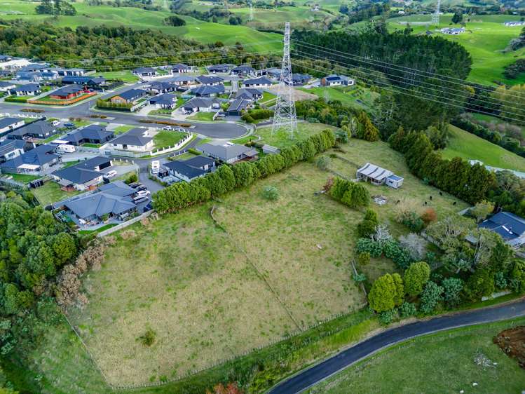 36 Honeyfield Drive Whalers Gate_10