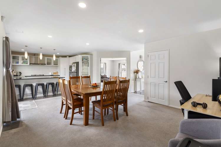 18 Nicholas Gibbons Drive Clendon Park_7