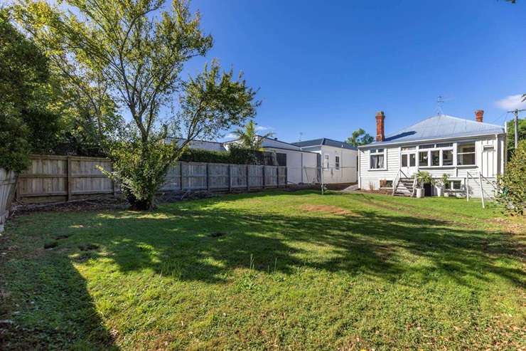 A villa on on Kenneth Ave, in Sandringham, Auckland, was snapped at auction recently by a young family looking for a do-up project. Photo / Supplied