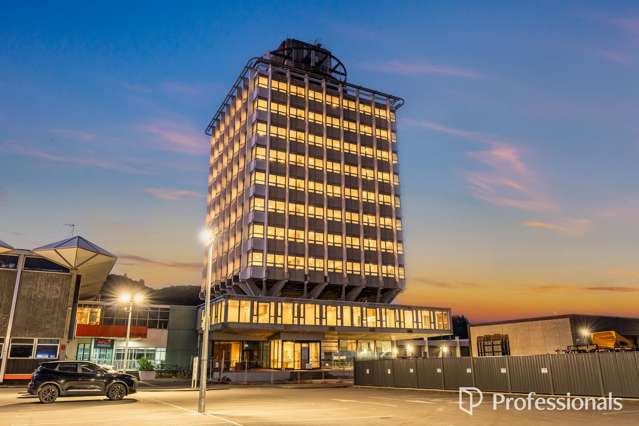 Space and Views in Avalon Apartments