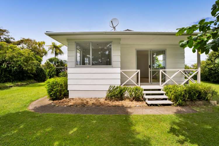 6 Leith Road Okato_10