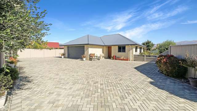 17 Larch Crescent Alexandra_1