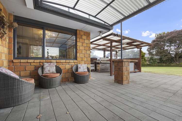 230 The Oaks Drive Leamington_20