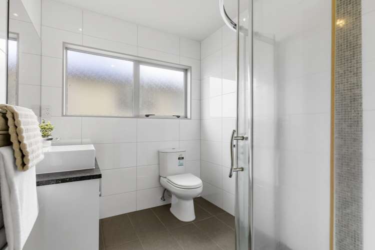 31 Lucca Crescent Flat Bush_11