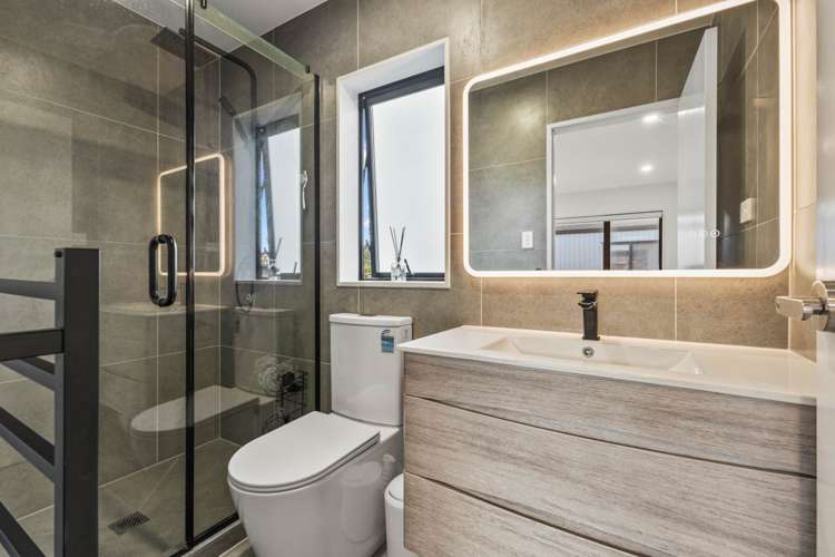 74D Jolson Road Mt Wellington_11