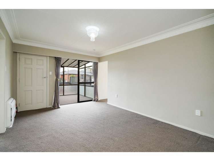 1/103 Fox Street Avenal_13