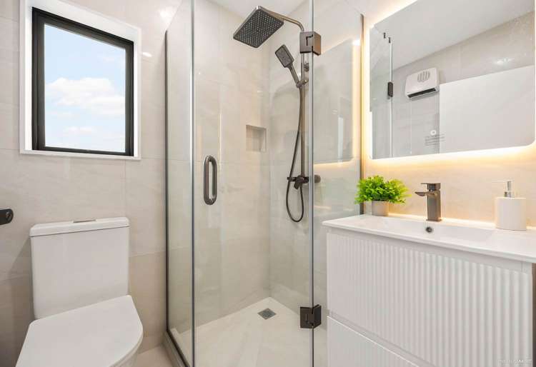 5e John F Kennedy Place Glen Eden_10