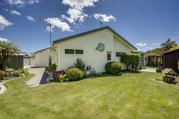 3 Sloane Place Taradale_16