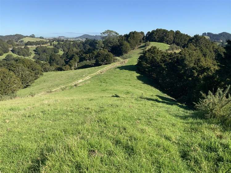 200 Central Road Mareretu_6