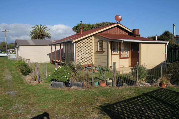 4 Cook Street Carters Beach_17