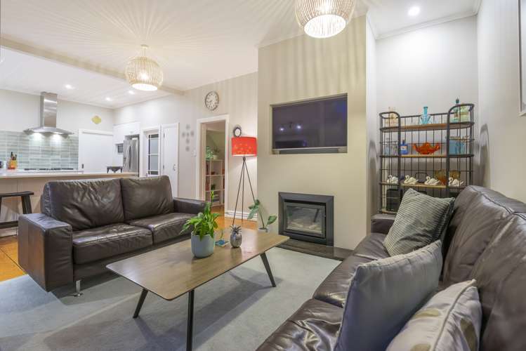 100 Old Mill Road Westmere_5