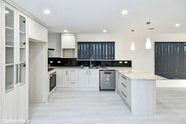 12a Kern Place 10686_2