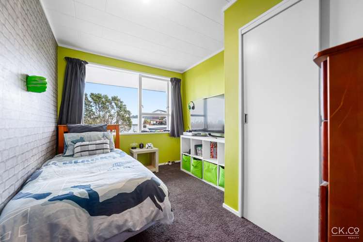 34 Sunshine Crescent Kelson_12