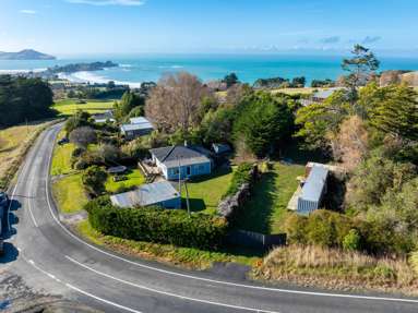 1062 Coast Road_1