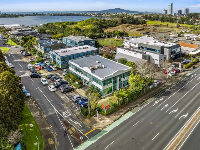 43 Taharoto Road Takapuna_1