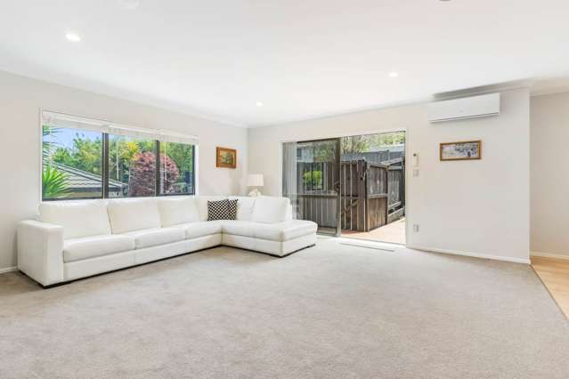 2/14 Peach Road Glenfield_2