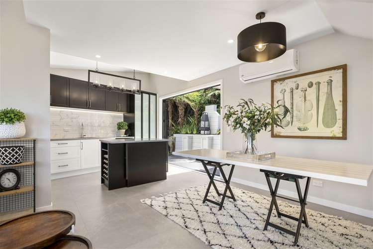 5b Reynolds Place Torbay_13