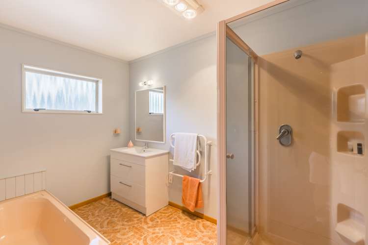 169 Raumati Road Raumati Beach_16