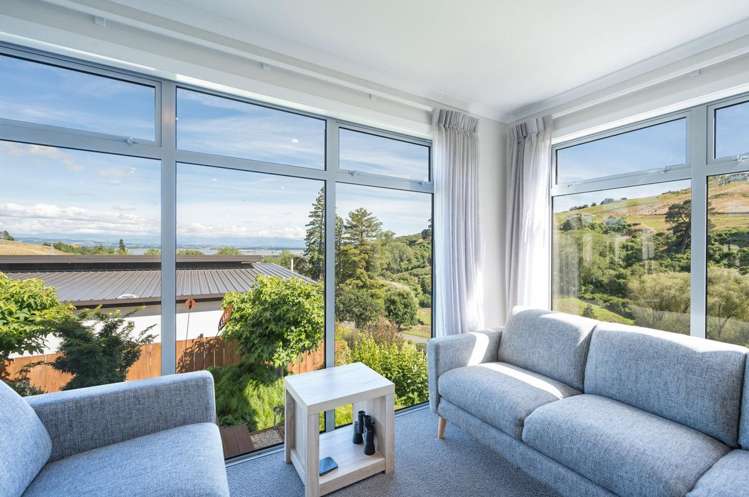 22 Hill Tops Way Stoke_4