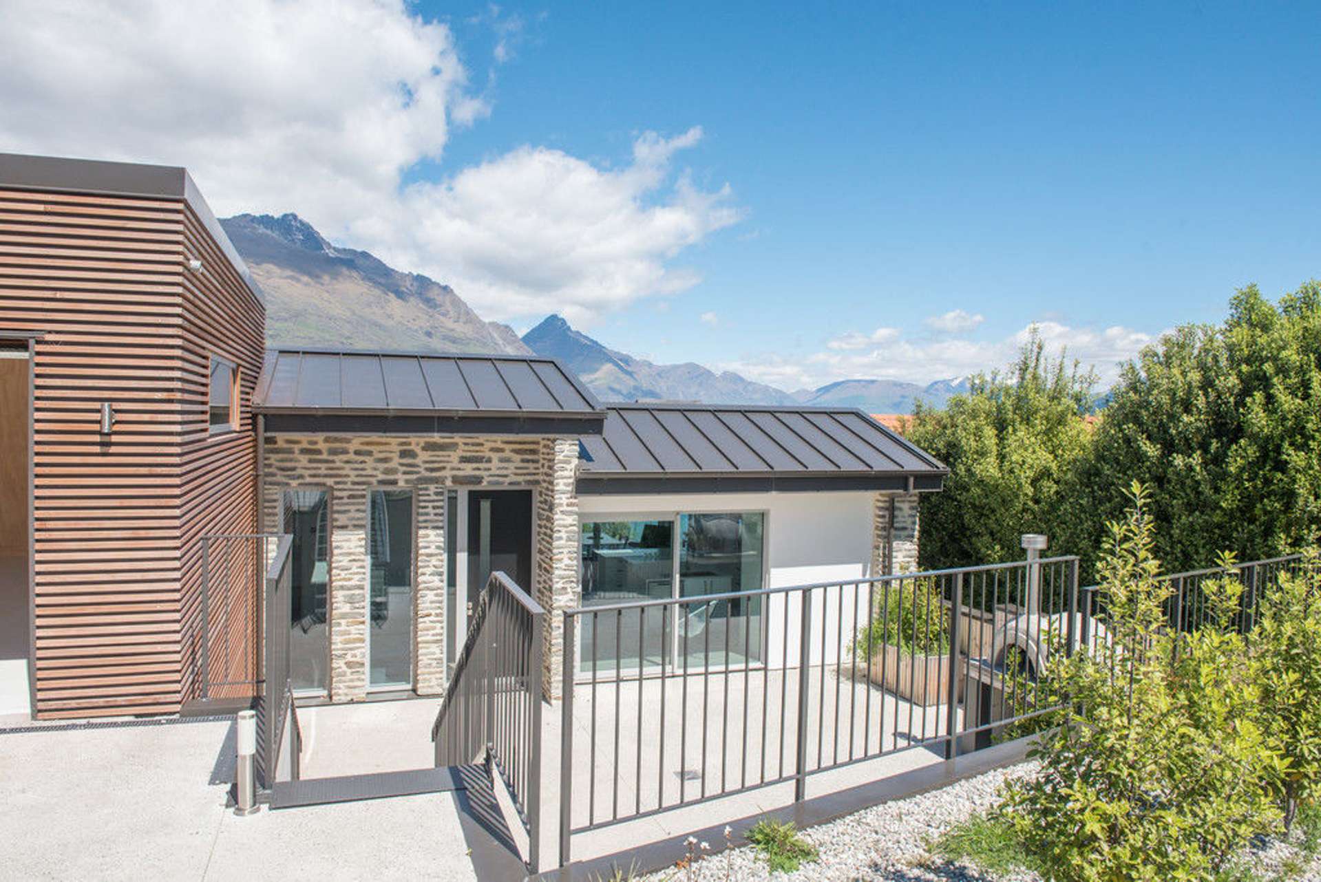 84 Cedar Drive Kelvin Heights_0