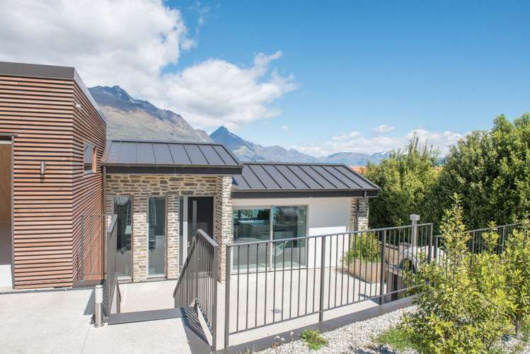 84 Cedar Drive Kelvin Heights_0