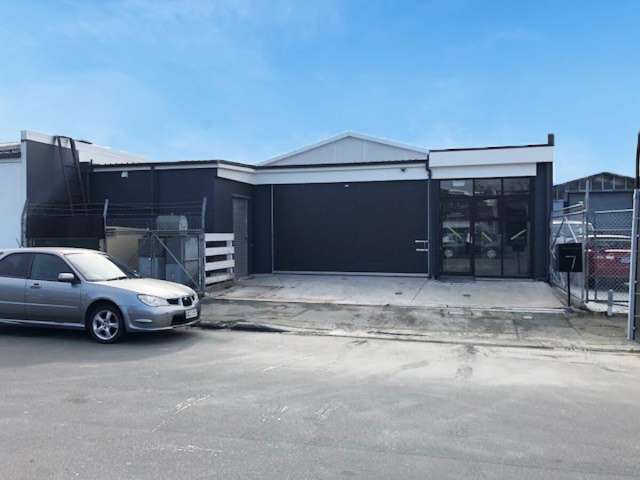 Functional Sydenham workshop & office