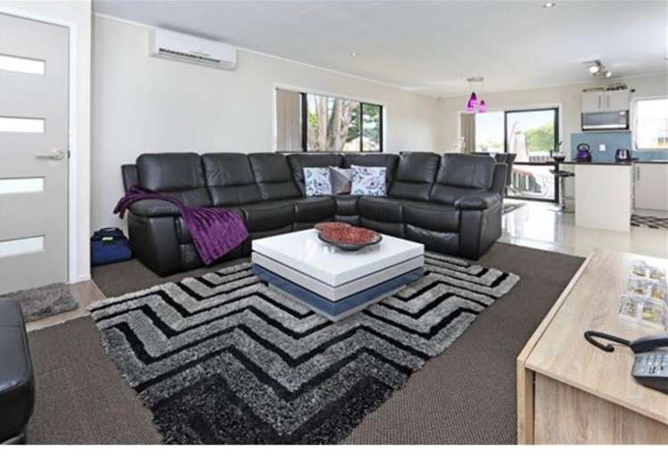 1/2 Senecio Place Manurewa_5