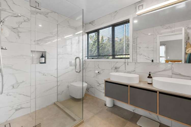 44 Shandon Road Vauxhall_13