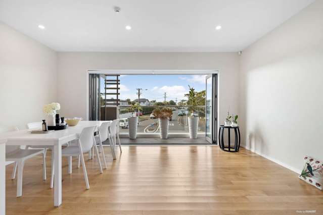 4/69 Lake Road Devonport_2