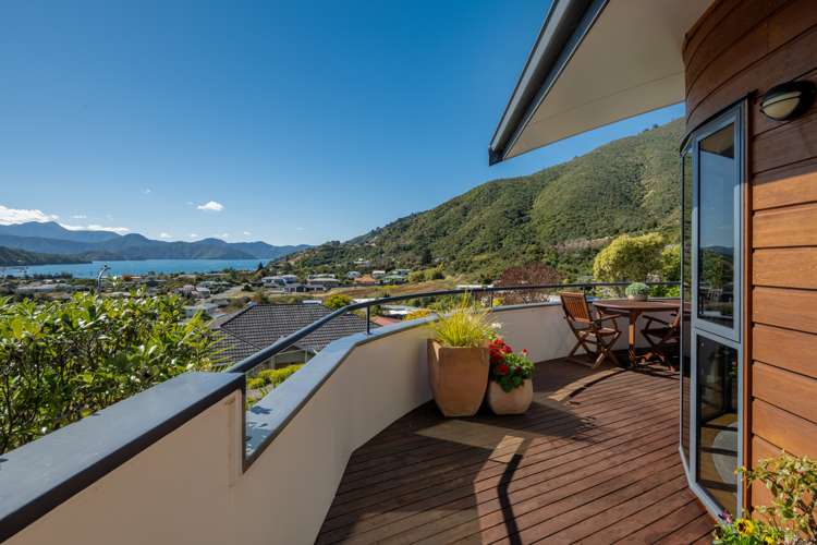 8 Moana Heights Waikawa_18