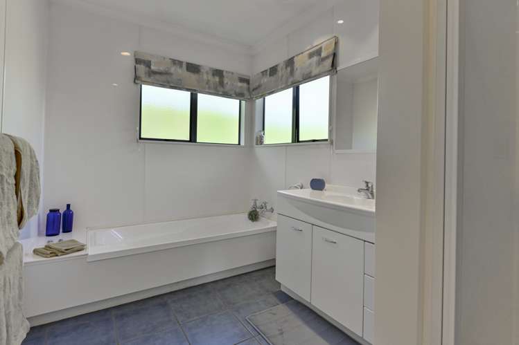 1212 Kaiapo Road Camberley_5