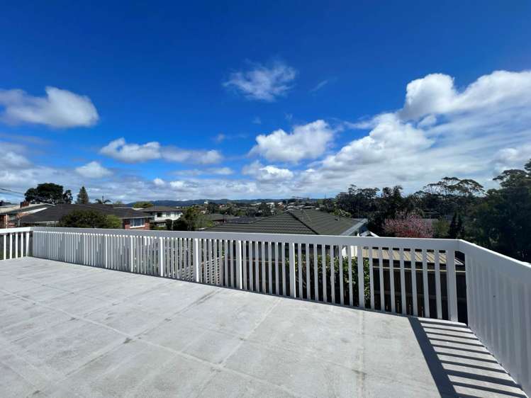 2 Marie Crescent Te Atatu South_26