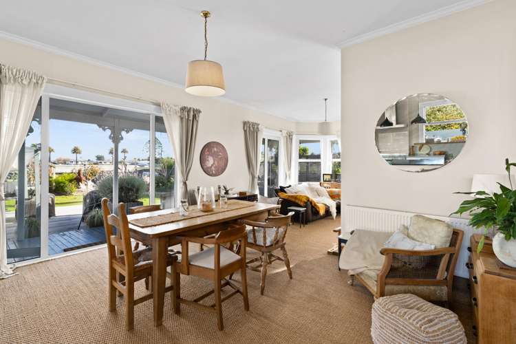 24 Nelson Crescent Napier South_5