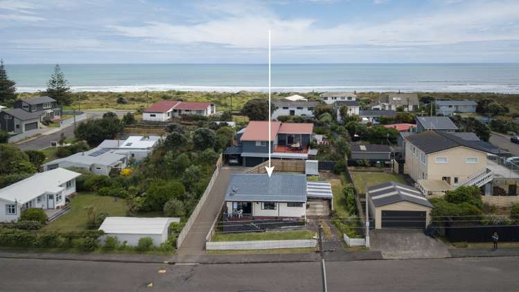 17a Moana Street Otaki Beach_18
