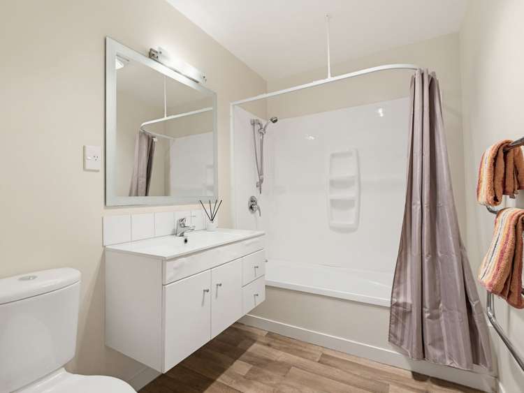 3b Phillip Street Victoria_17