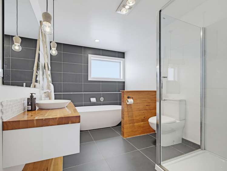 16 Dudley Crescent Cable Bay_15