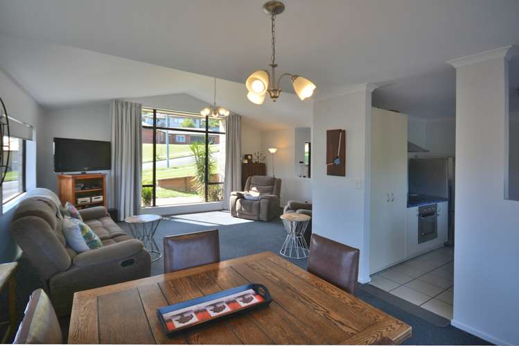 93 Orion Drive Welcome Bay_9