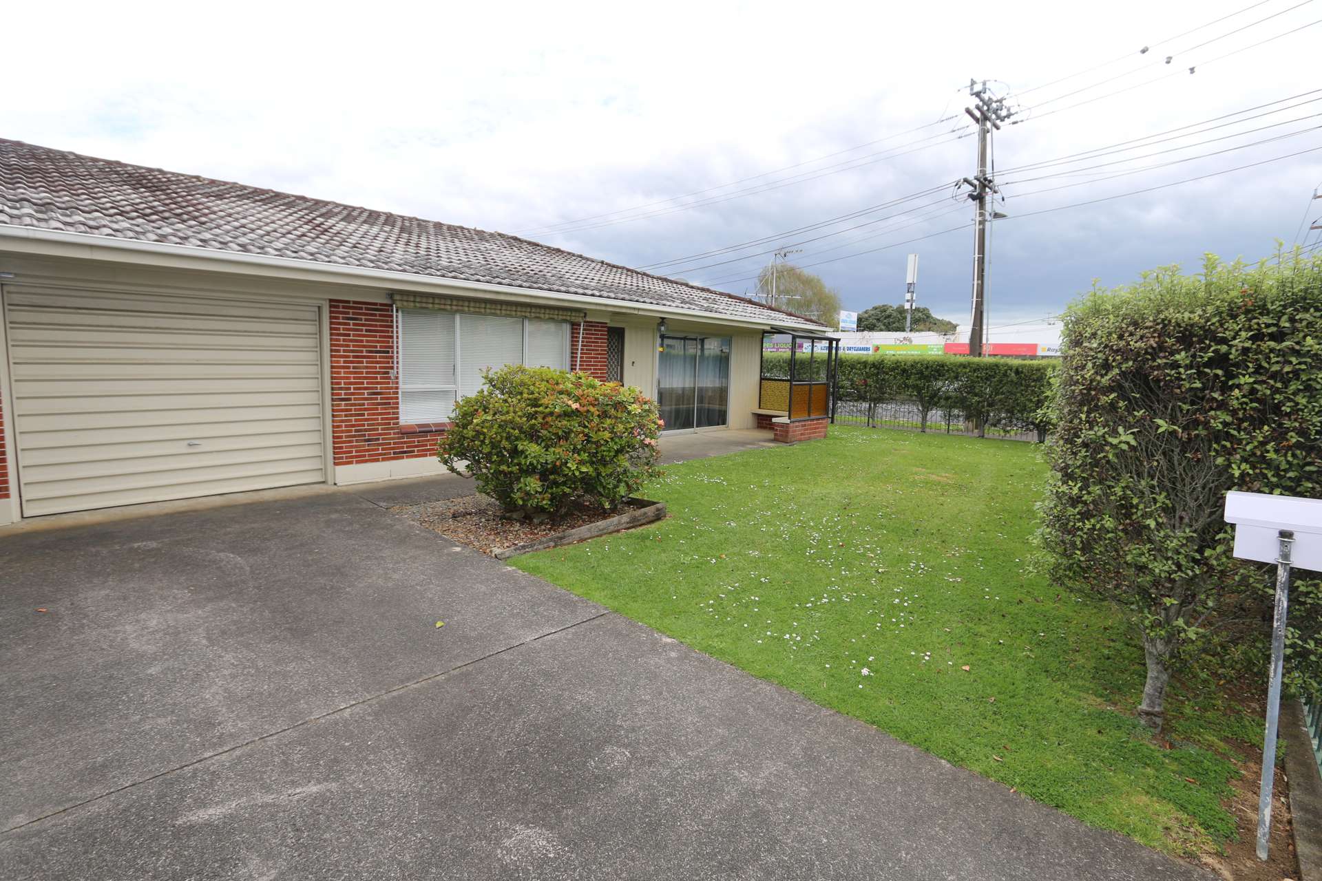 1/71a Tawa Road One Tree Hill_0