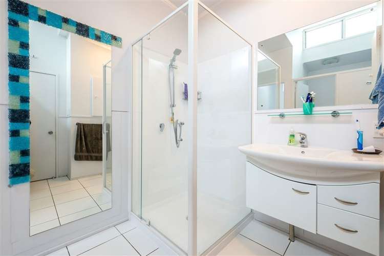 2/30a Walter Street Hauraki_9