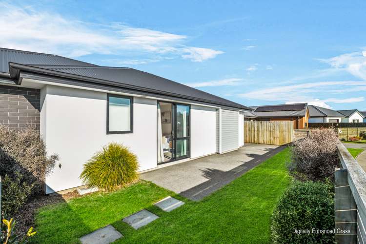 5 Romney Drive Belfast_13