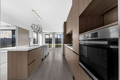 35 Greenfinch Road_3