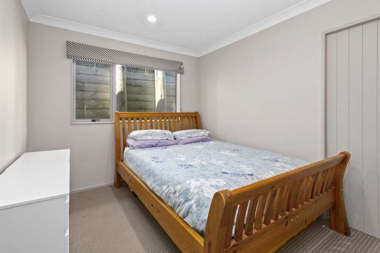 15 Speldhurst Grove Stokes Valley_17