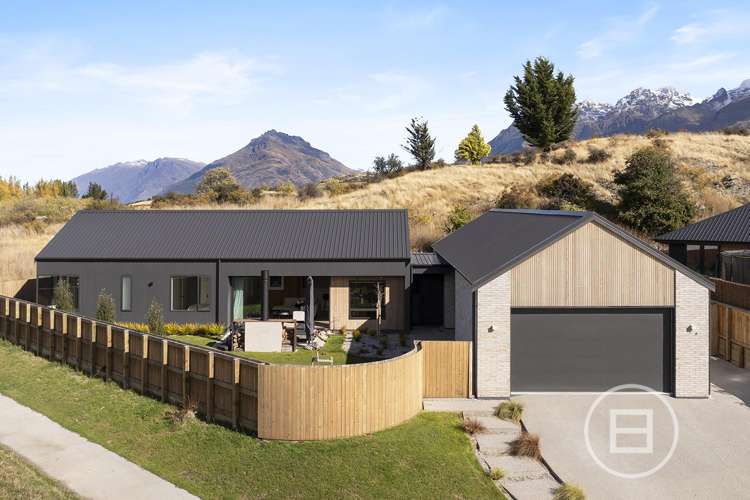 35 Friesian Close Jacks Point_24