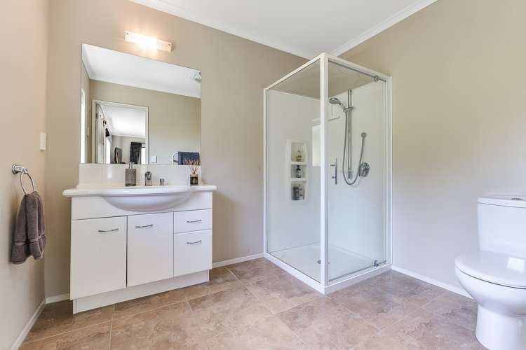 67 Highbrook Way Whatawhata_17