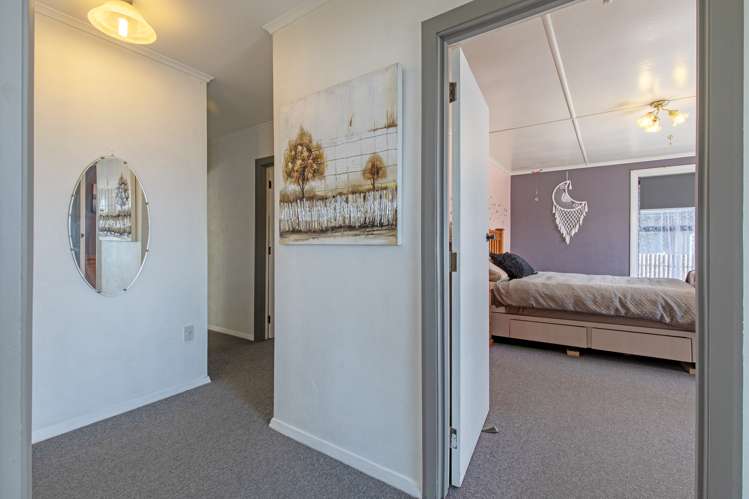 30 Churchill Street Waipukurau and Surrounds_11