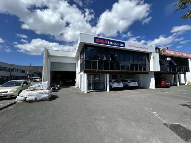 Functional Warehouse & Office in Prime Wiri Location