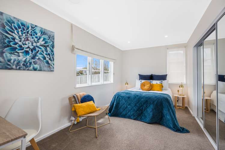 3 Mitchell Grove Porirua East_15