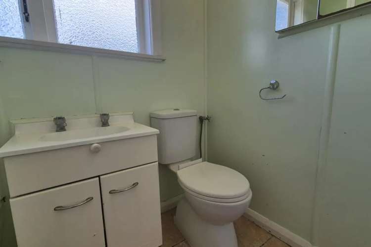 18 Takahe Street Taihape and Surrounds_5