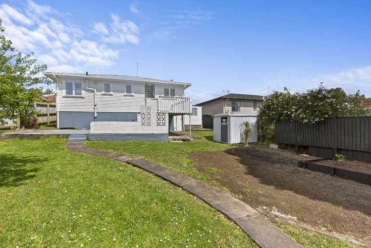 5 Blease Street New Lynn_13