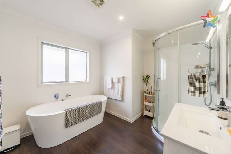 11a Aran More Place Belmont_10